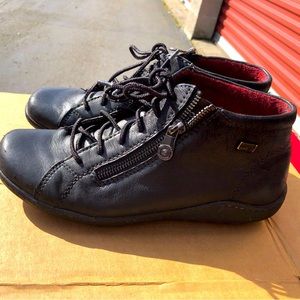 Remonte Womens Black Zip Lace Up Leather Booties Size 39/8.5US